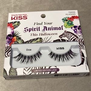 NWT Kiss Find Your Spirit Animal Lashes sparkle